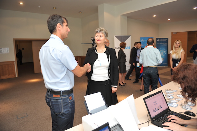 --startron--q-east-software-printre-companiile-participante-la-conferinta-lumea-geospatiala-2015--endron----starteng--q-east-software-among-top-level-companies-participating-in-the-geospatial-world-conference-2015--endeng--
