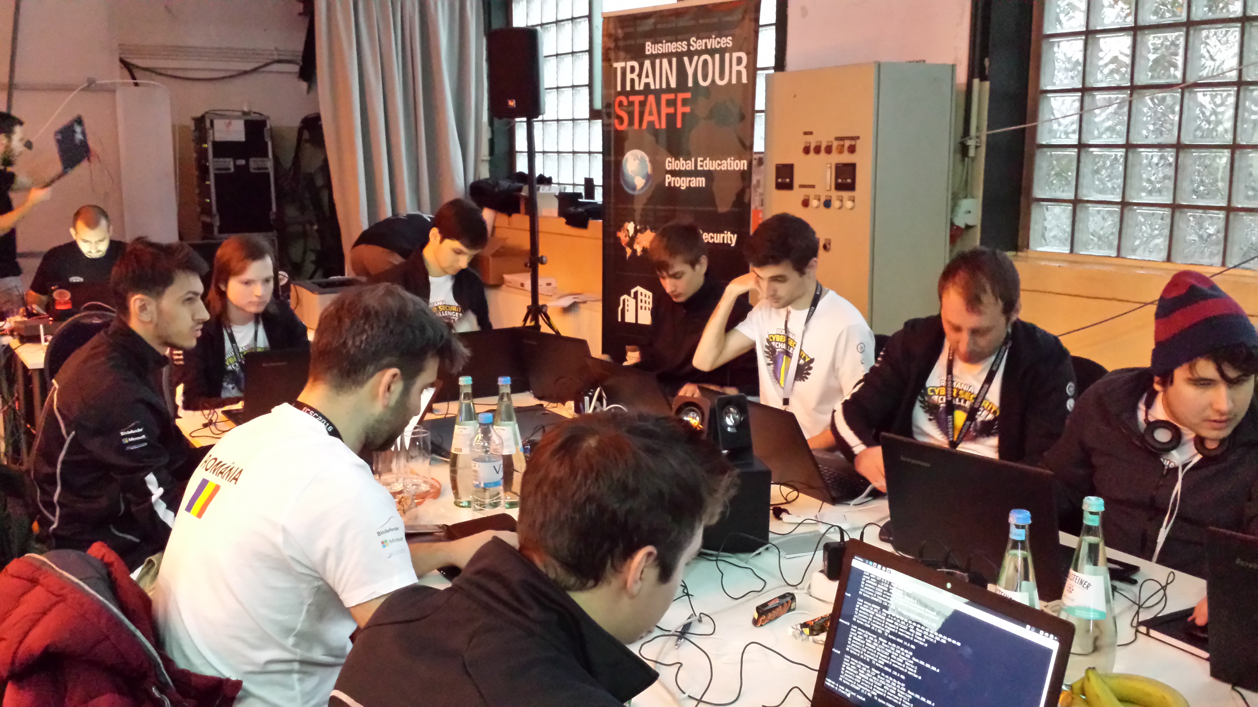 --startron--romania-locul-ii-la-campionatul-european-de-securitate-cibernetica-2016-desfasurat-la-dusseldorf-in-germania--endron----starteng--romania-second-place-at-the-european-cyber-security-championship-2016-in-dusseldorf-germany--endeng--